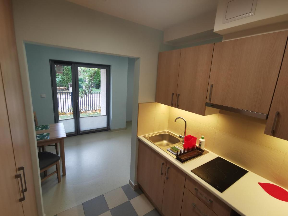 Aparthotel Osrodek Wczasowy Medyk Pum Dziwnów Exterior foto