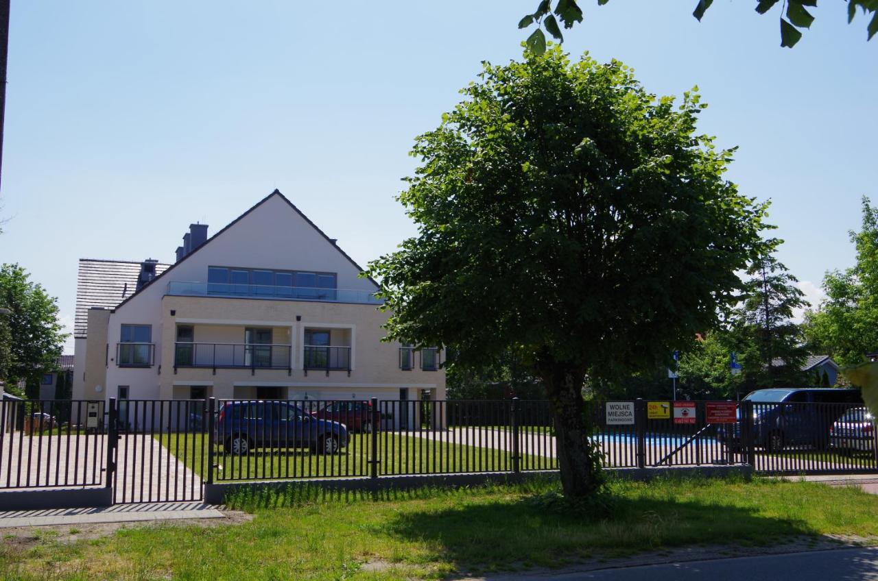 Aparthotel Osrodek Wczasowy Medyk Pum Dziwnów Exterior foto